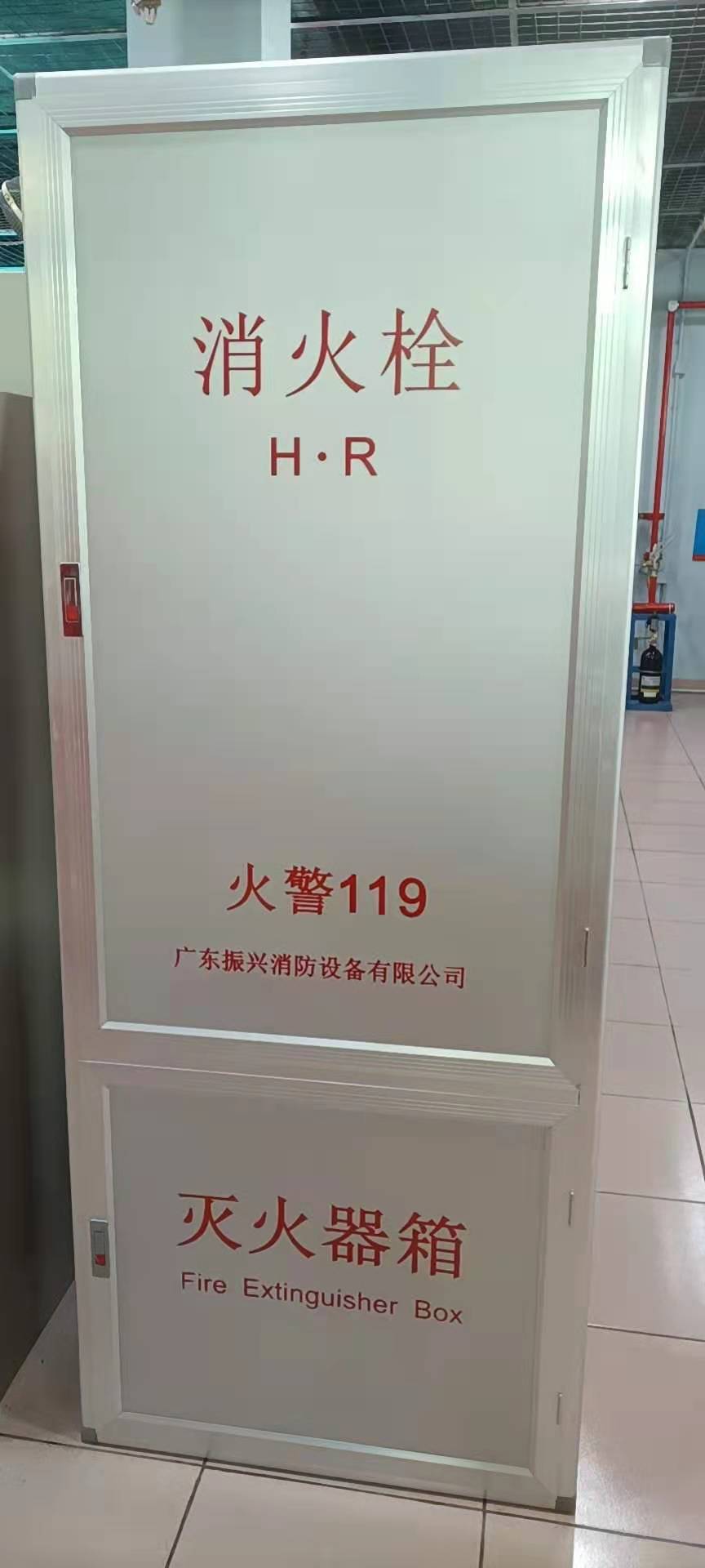 不銹鋼和玻璃消防栓箱哪個(gè)好？在危難時(shí)哪一款能救急？