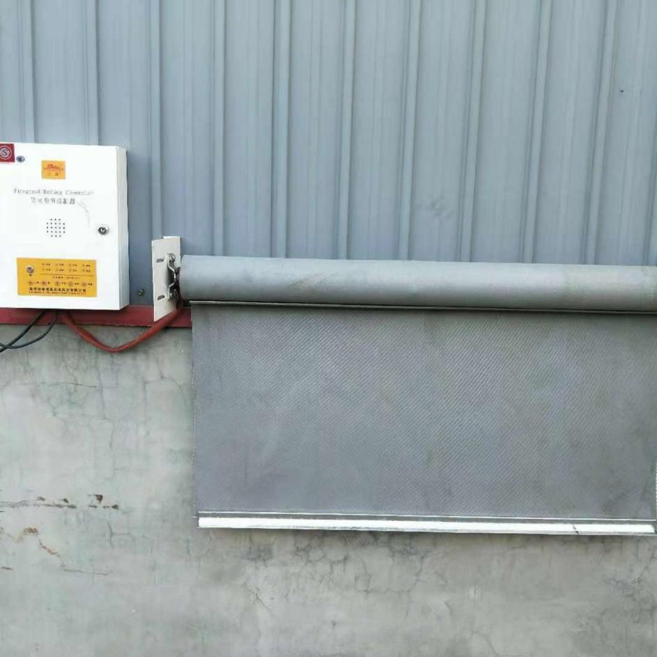 活動性柔性擋煙垂壁，是用什么材質(zhì)做出來的？